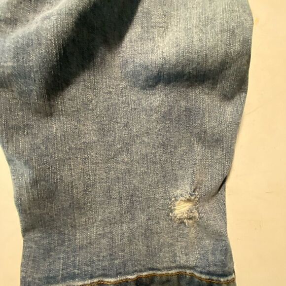 Torrid Distress Skinny Jeans Size 30R - Picture 5 of 9